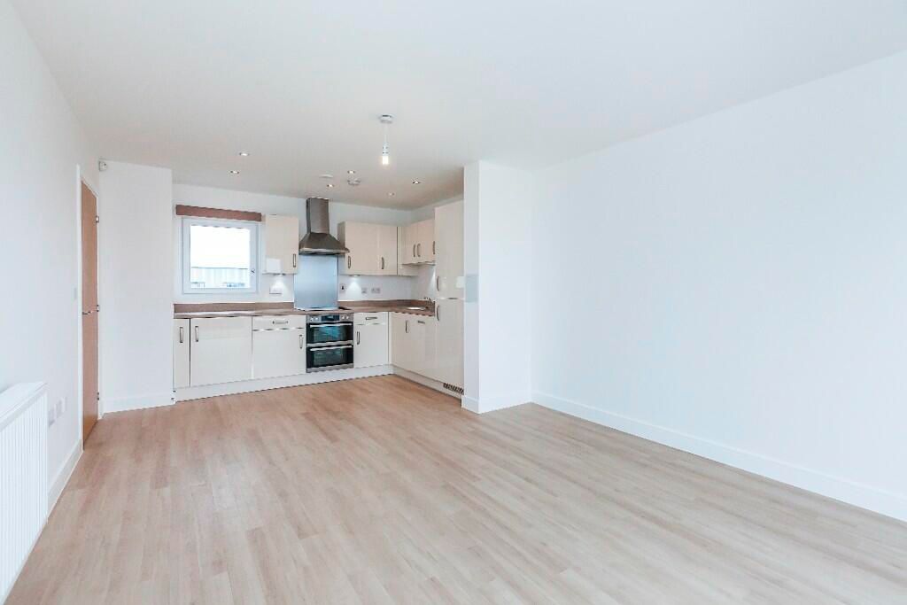 Property photo 3 of 11 Photo 3