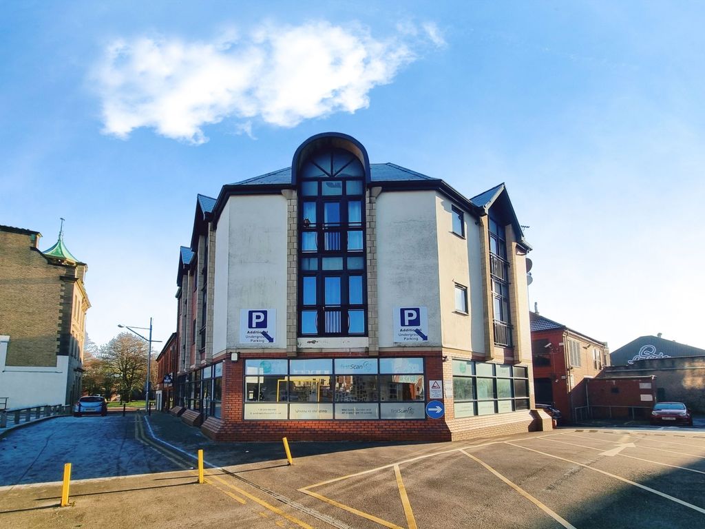 Property photo 1 of 13 Front Aspect