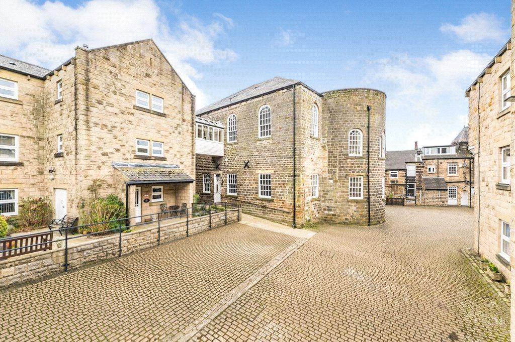 Property photo 1 of 10 Entrance Door