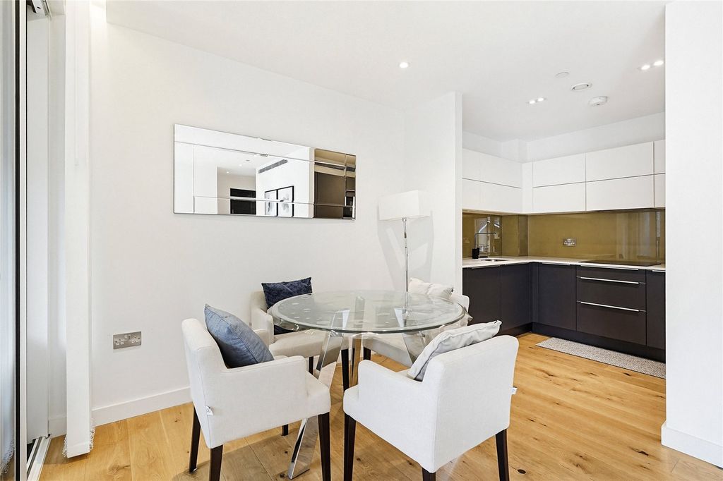 Property photo 3 of 14 Picture No. 08