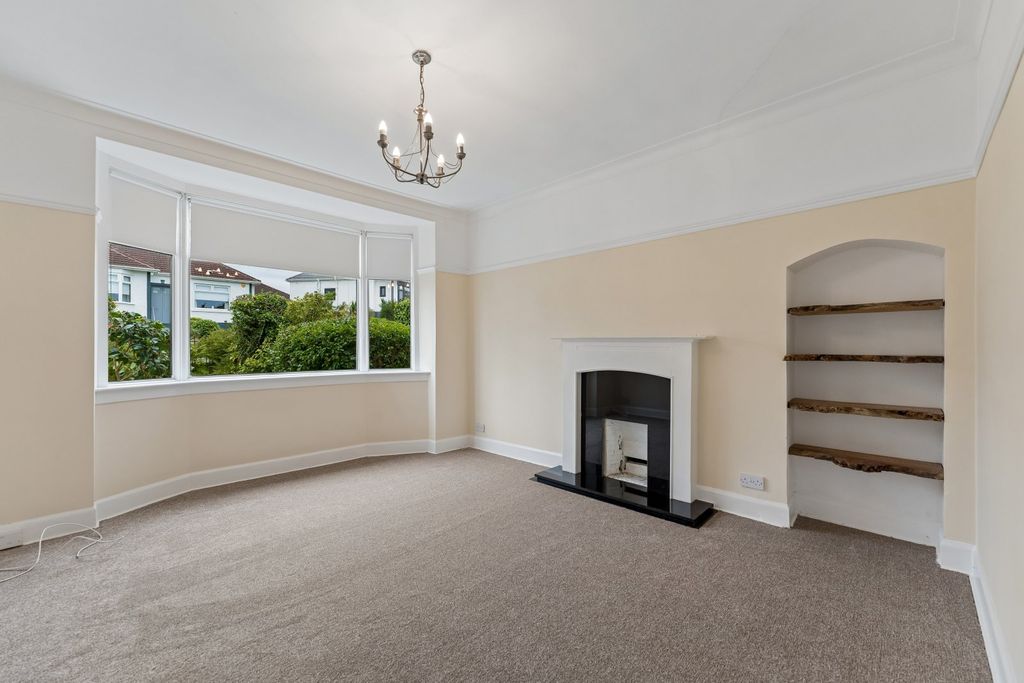Property photo 2 of 27 Picture No. 08