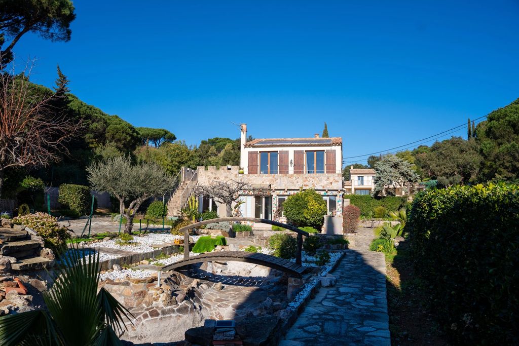 Property photo 2 of 6