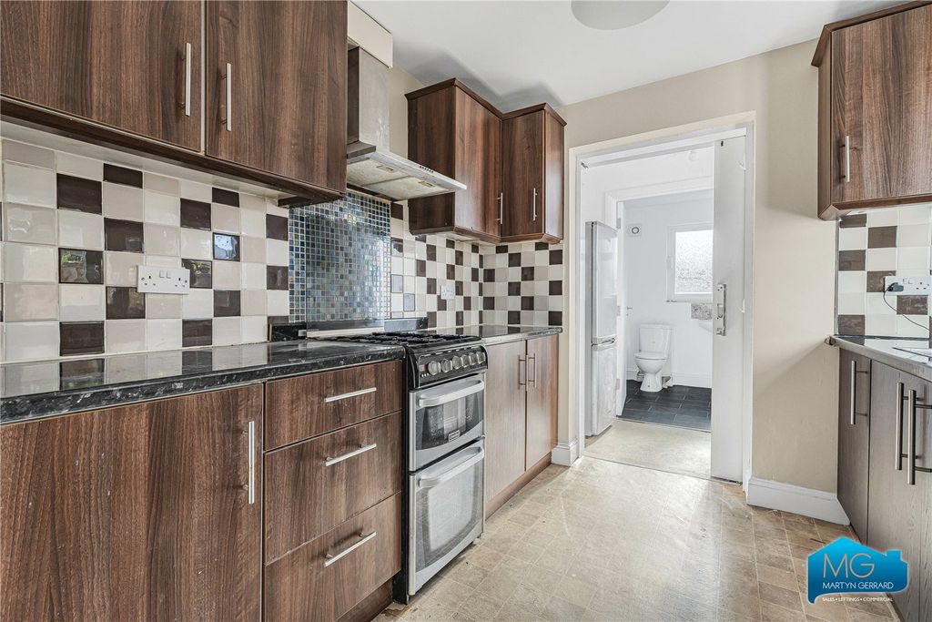 Property photo 1 of 14 Picture No. 17