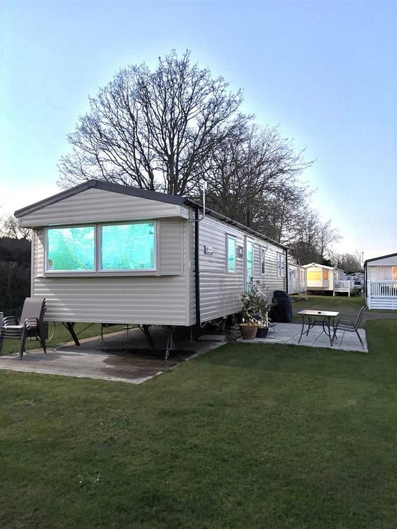 Property photo 2 of 18 Outside