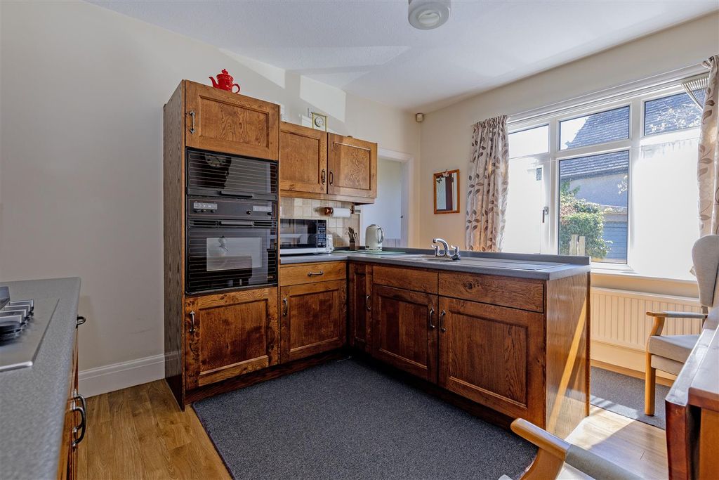 Property photo 3 of 20 Kitchen-2.Jpg