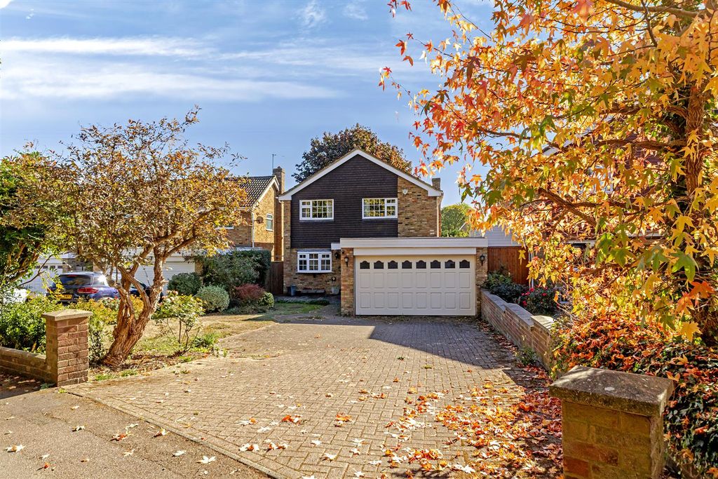 Property photo 1 of 24 9Falstaffgardens-5.Jpg