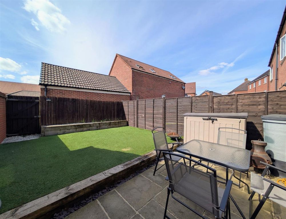 Property photo 3 of 13