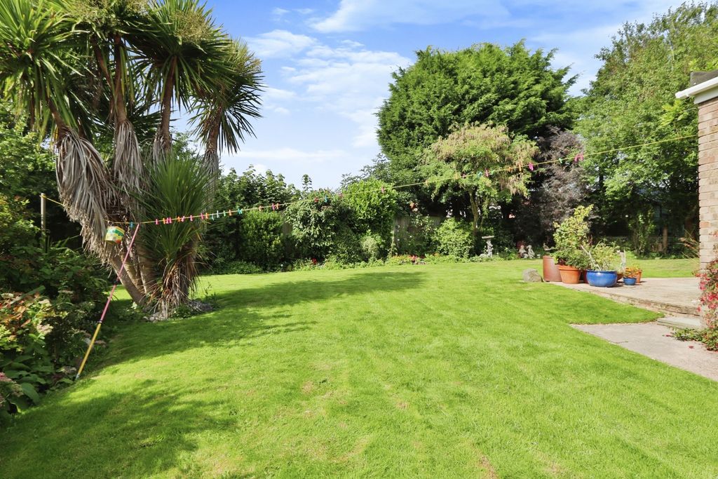 Property photo 2 of 26 2660716