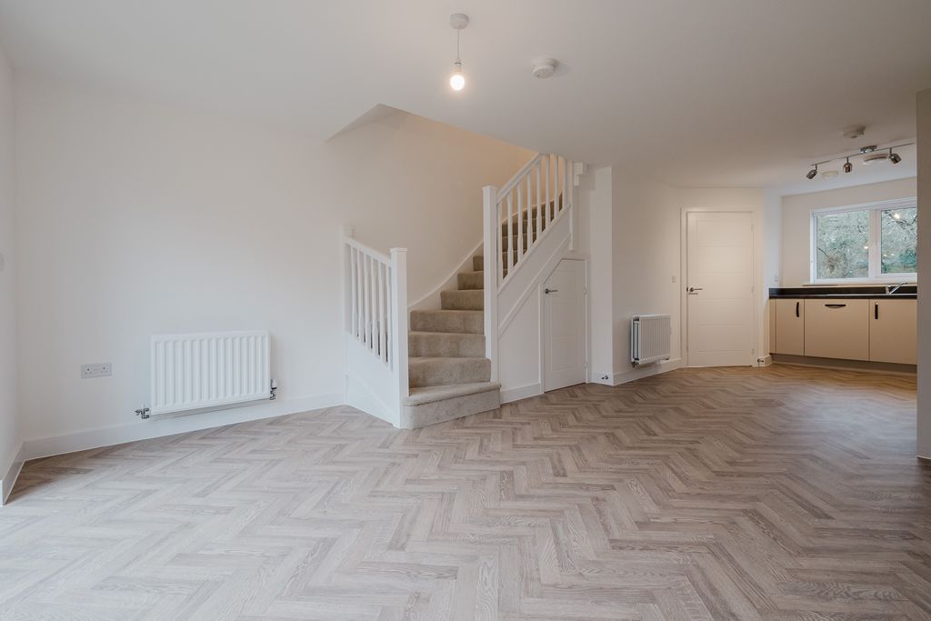 Property photo 2 of 11 Photo