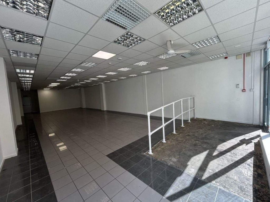 Property photo 3 of 3