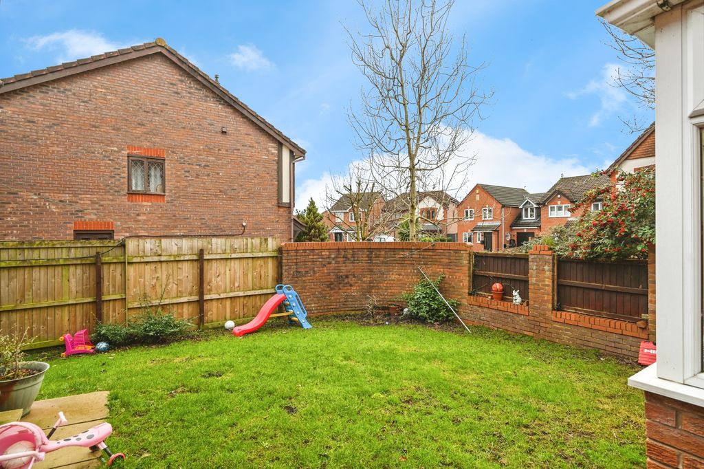 Property photo 2 of 15