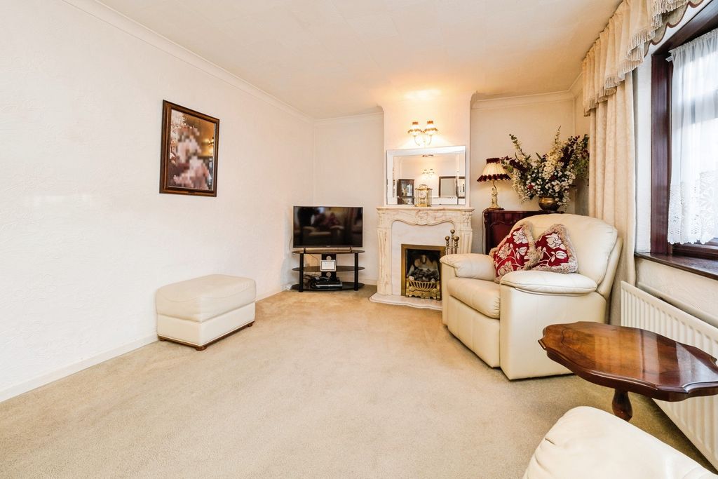 Property photo 2 of 18 Pbox-Img.Jpg