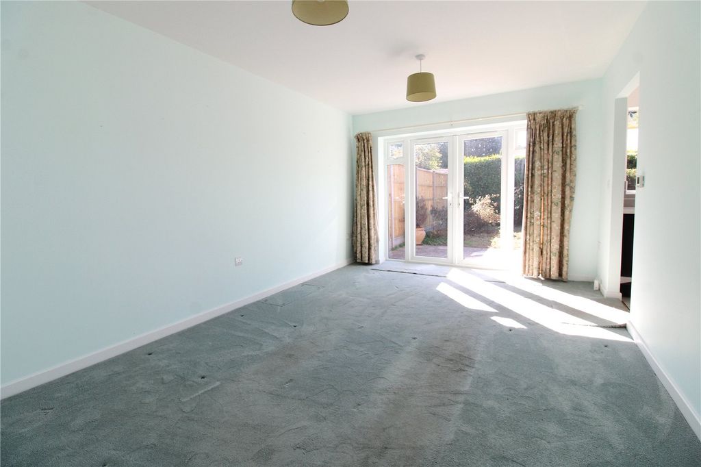 Property photo 2 of 12 Picture No. 01