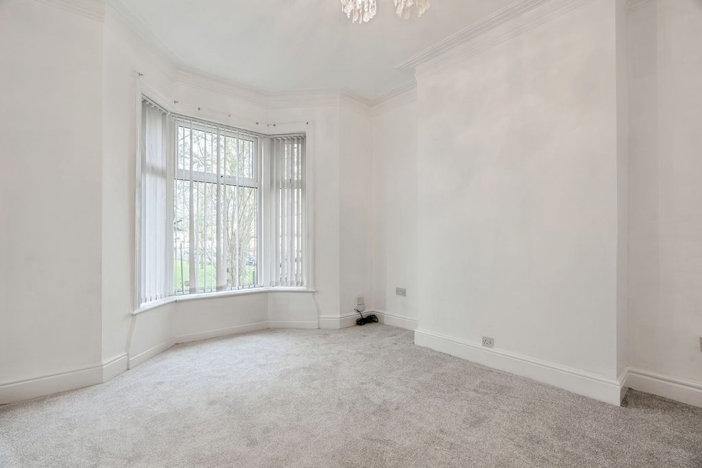 Property photo 3 of 19 Pbox-Img.Jpg