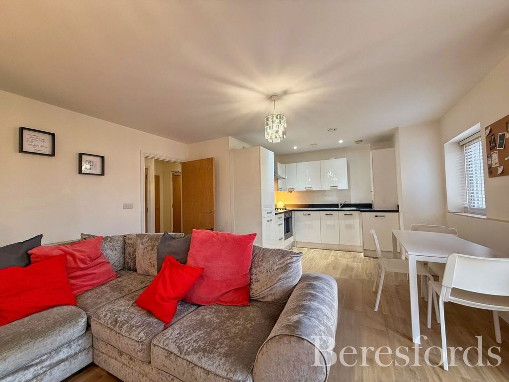 Property photo 3 of 14 Picture No. 14