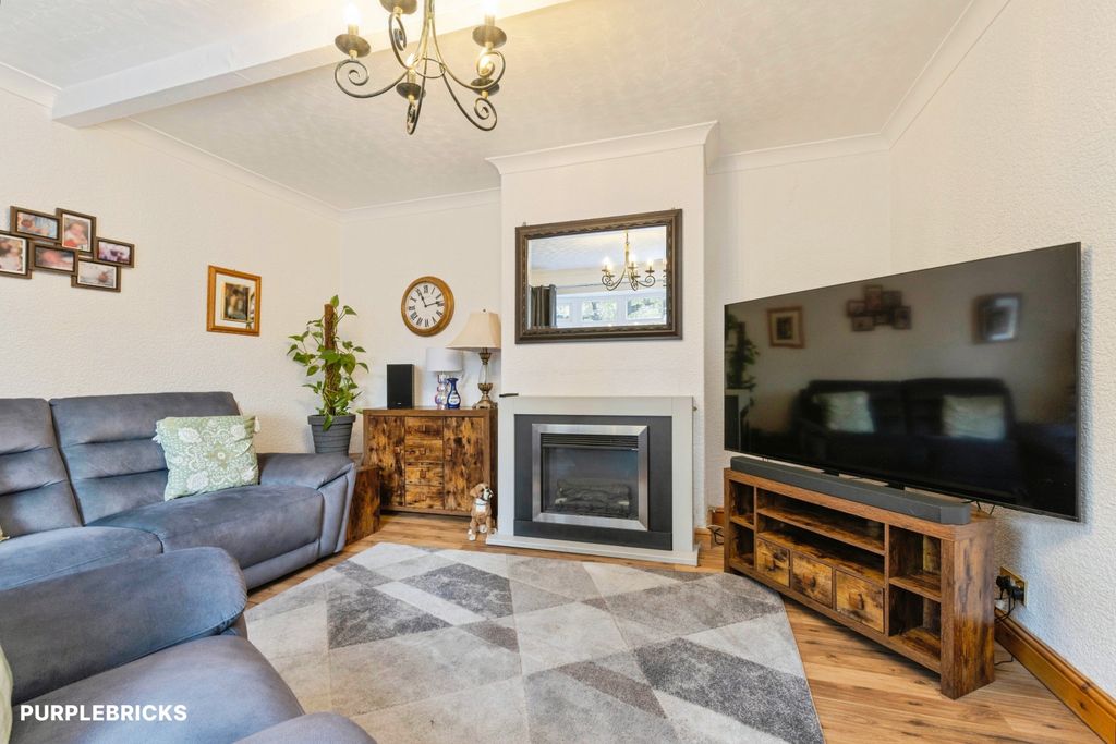 Property photo 3 of 26