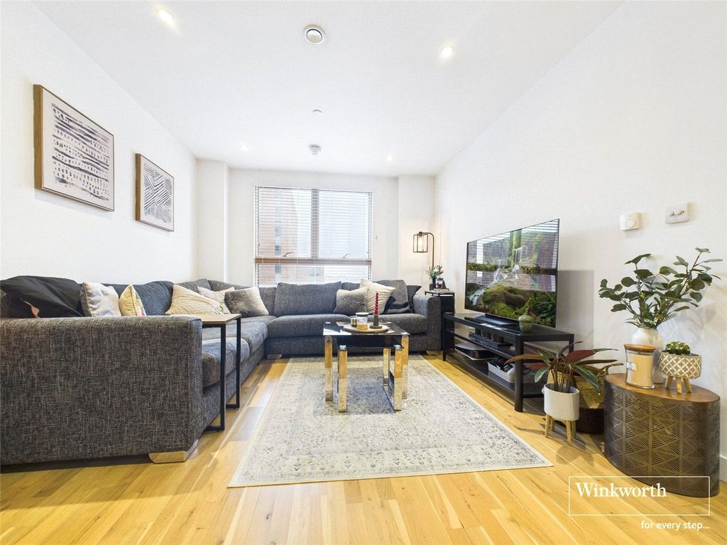 Property photo 2 of 14 Picture No. 02