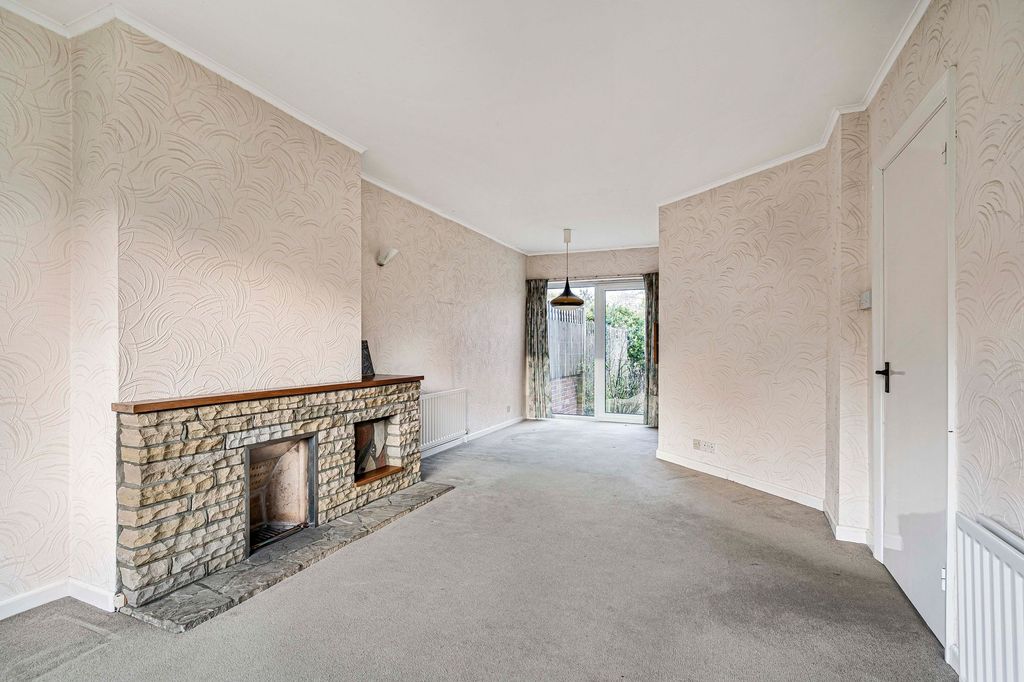 Property photo 3 of 20