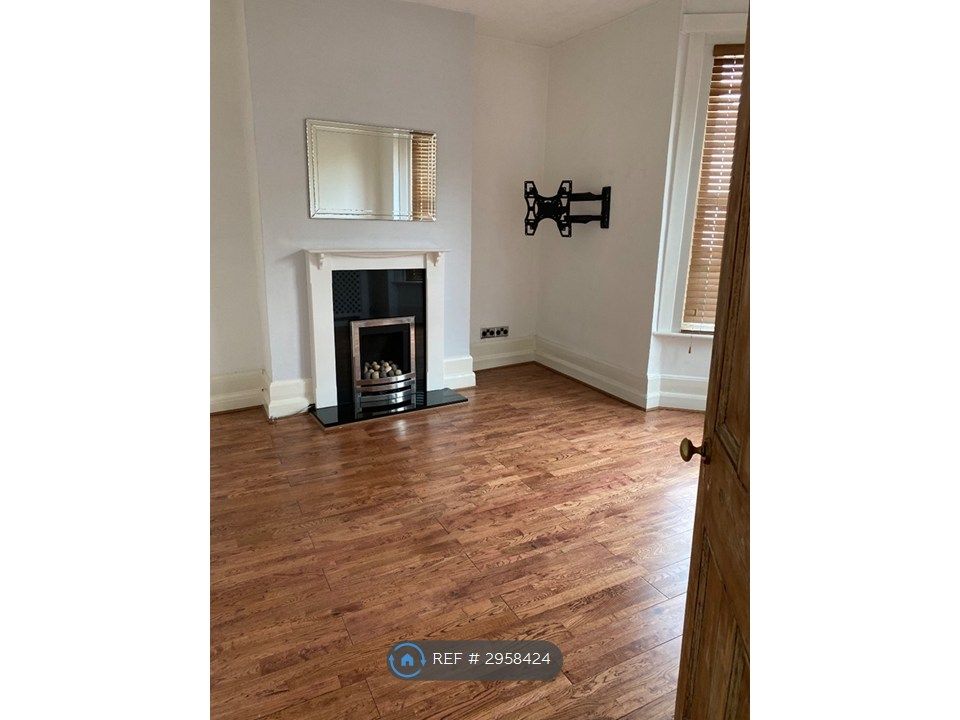 Property photo 3 of 25