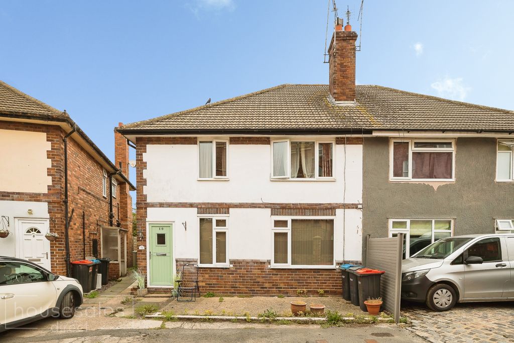 Property photo 1 of 6