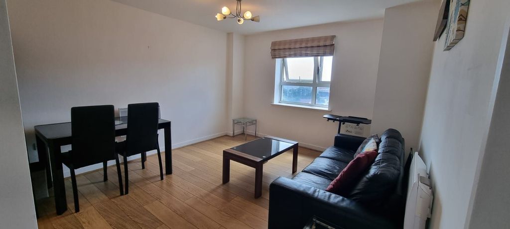 Property photo 3 of 13