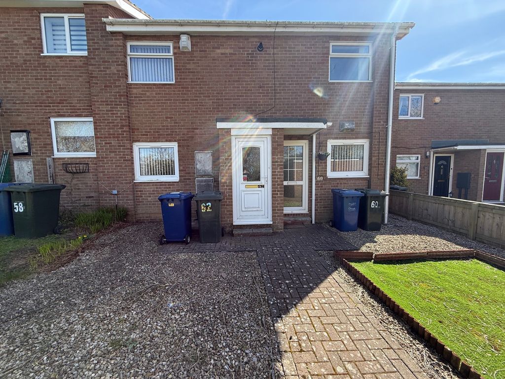 Property photo 1 of 8