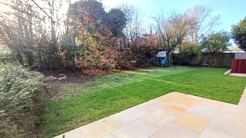 Property photo 2 of 22