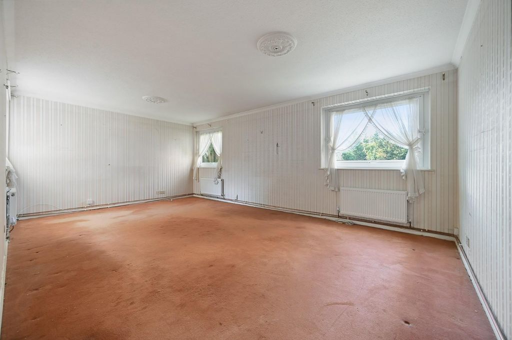 Property photo 2 of 12 7.Jpg