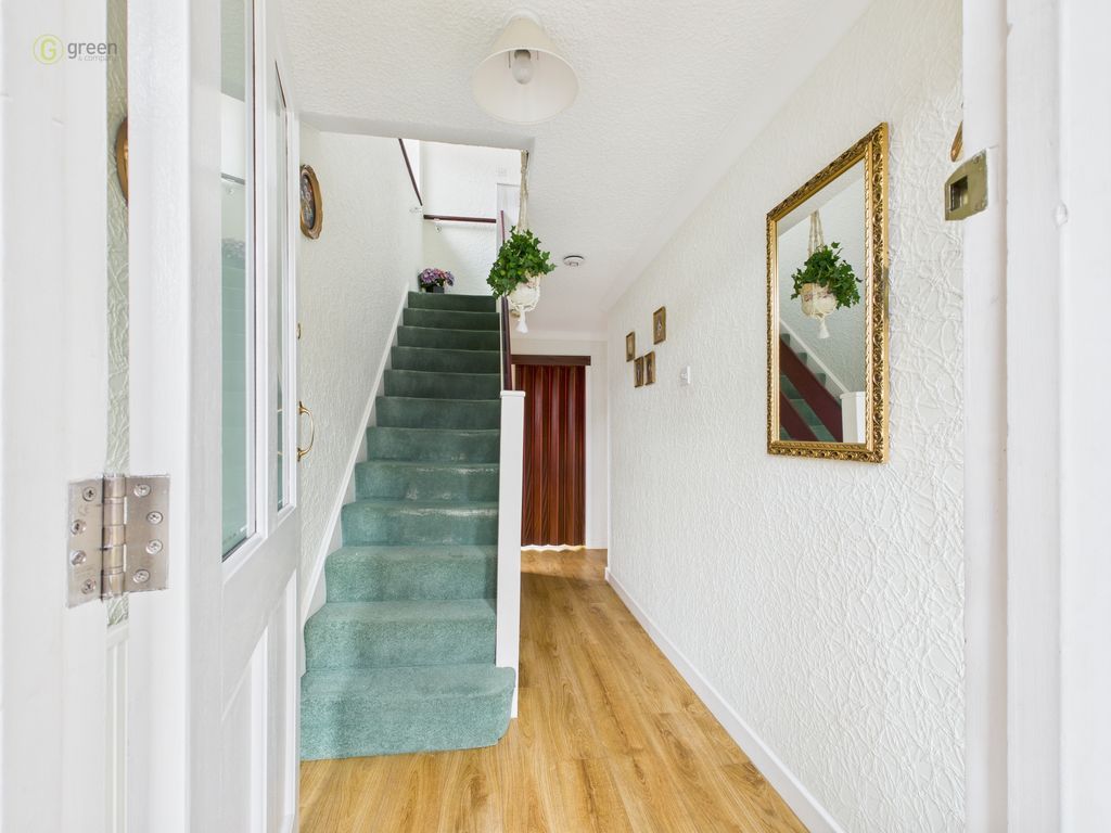 Property photo 2 of 39 Cam05591G0Pr0124Still008