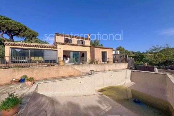 Property photo 2 of 7