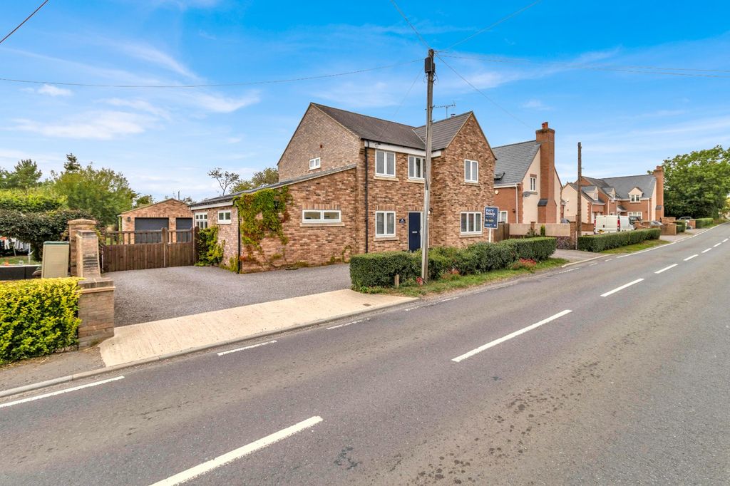 Property photo 1 of 38 Picture No. 39