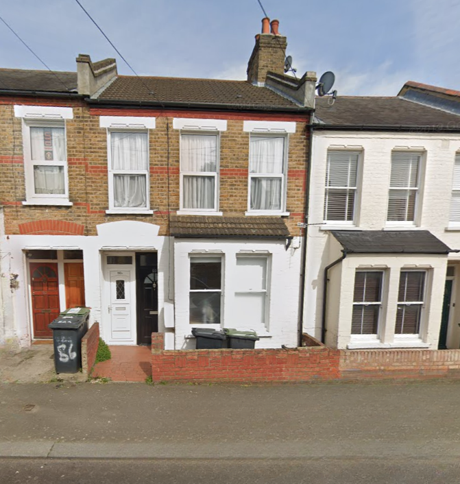 Property photo 1 of 2