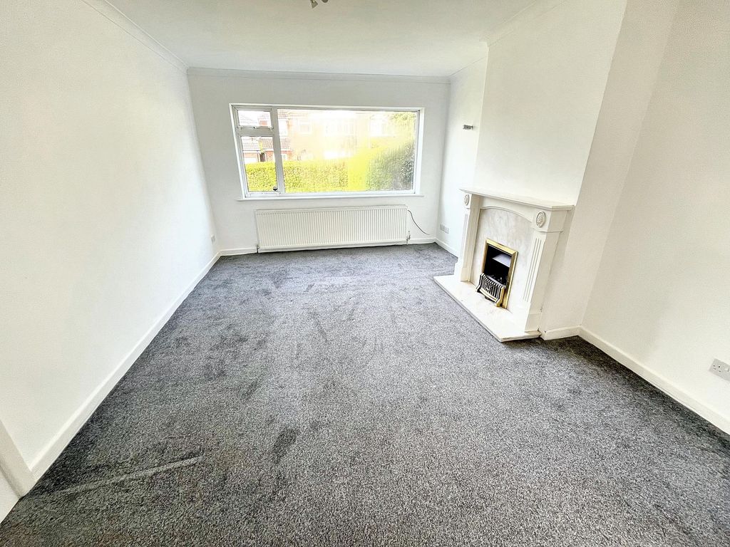 Property photo 3 of 25
