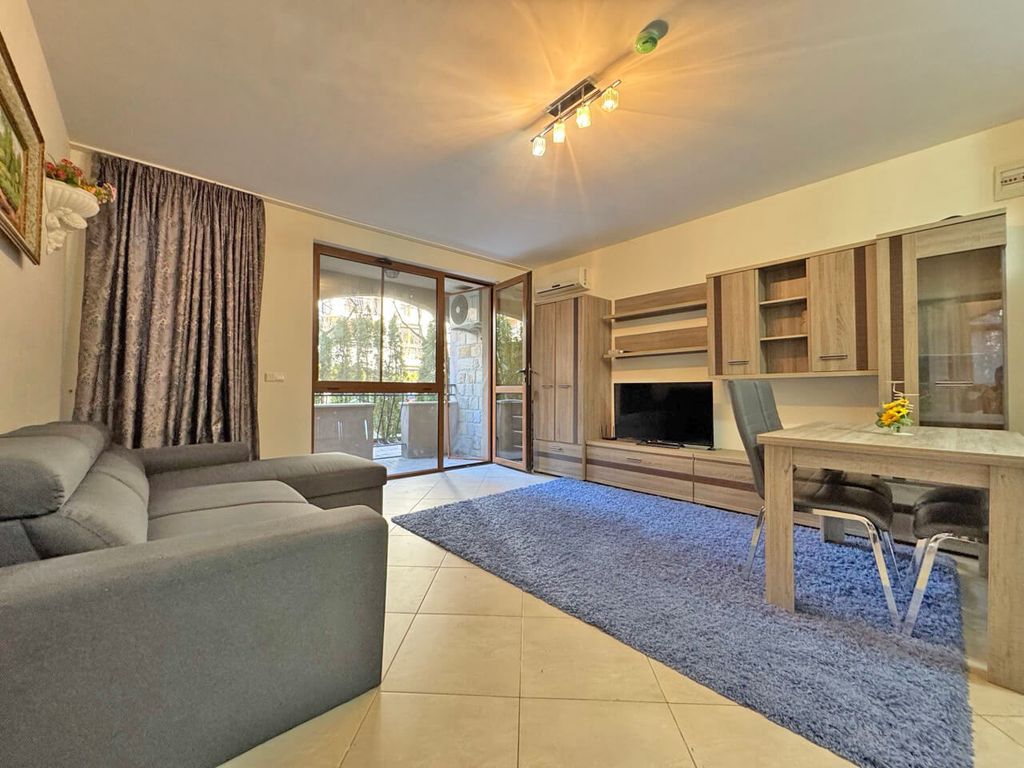 Property photo 3 of 23