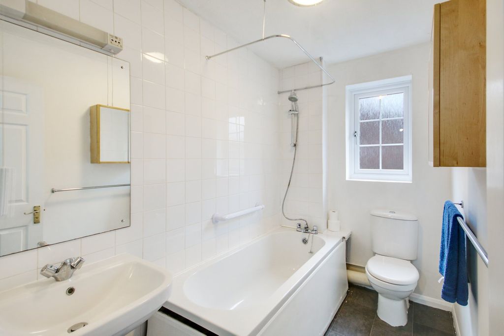 Additional image 6 of 1 bed maisonette for saleThe Dell, East Grinstead RH19