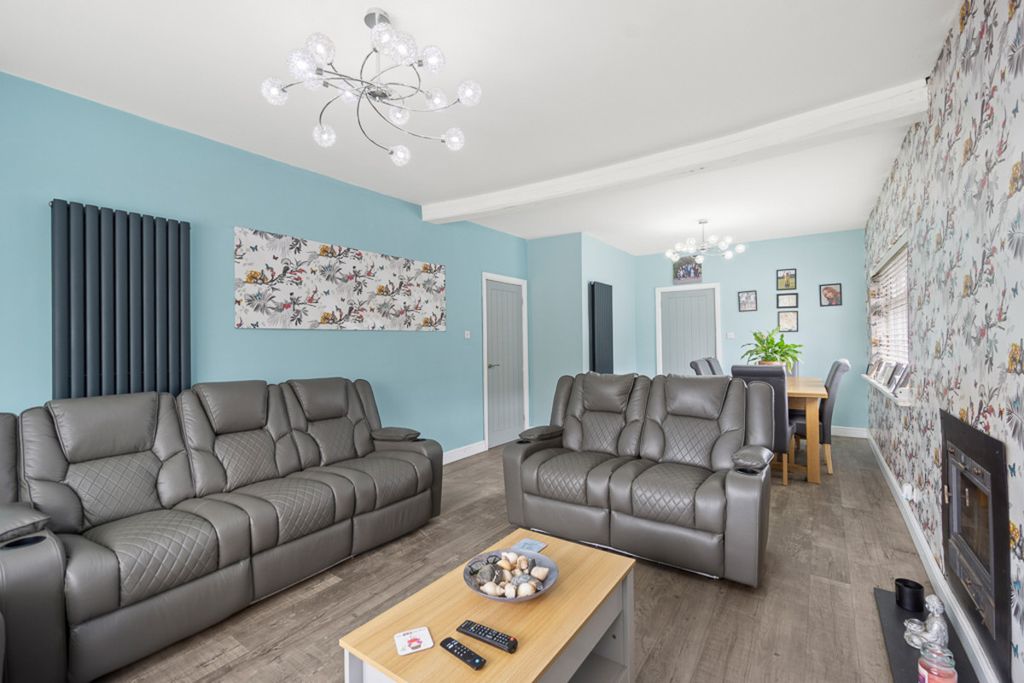 Property photo 3 of 22