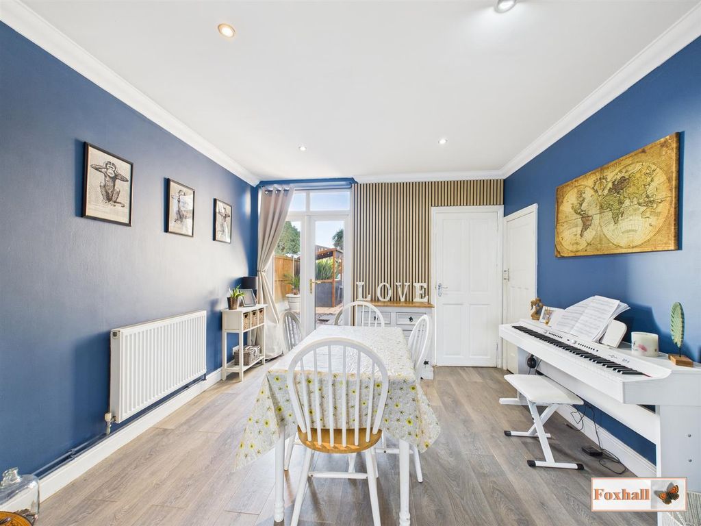 Property photo 3 of 24 Dining Room