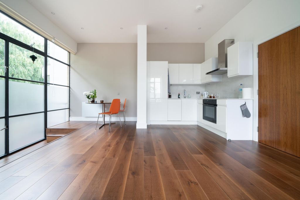 Property photo 2 of 11 Reception / Kitchen View 2