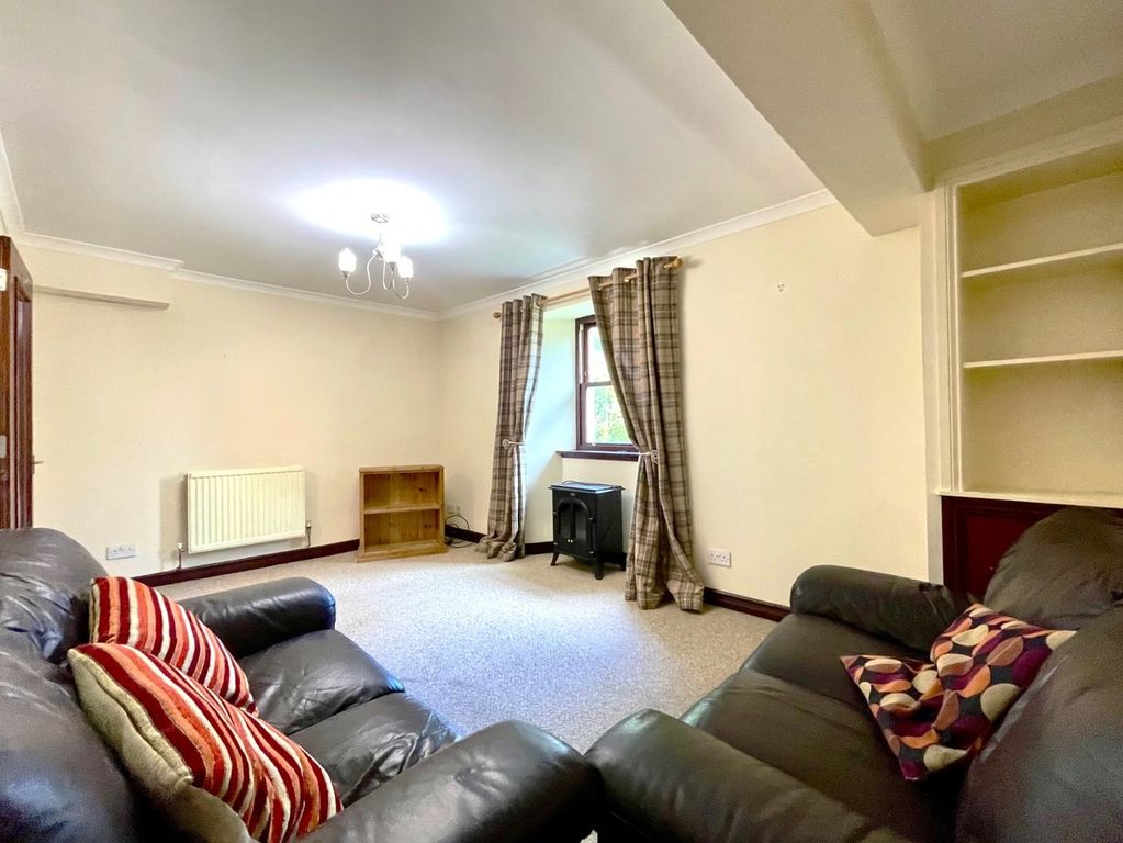 Property photo 3 of 25