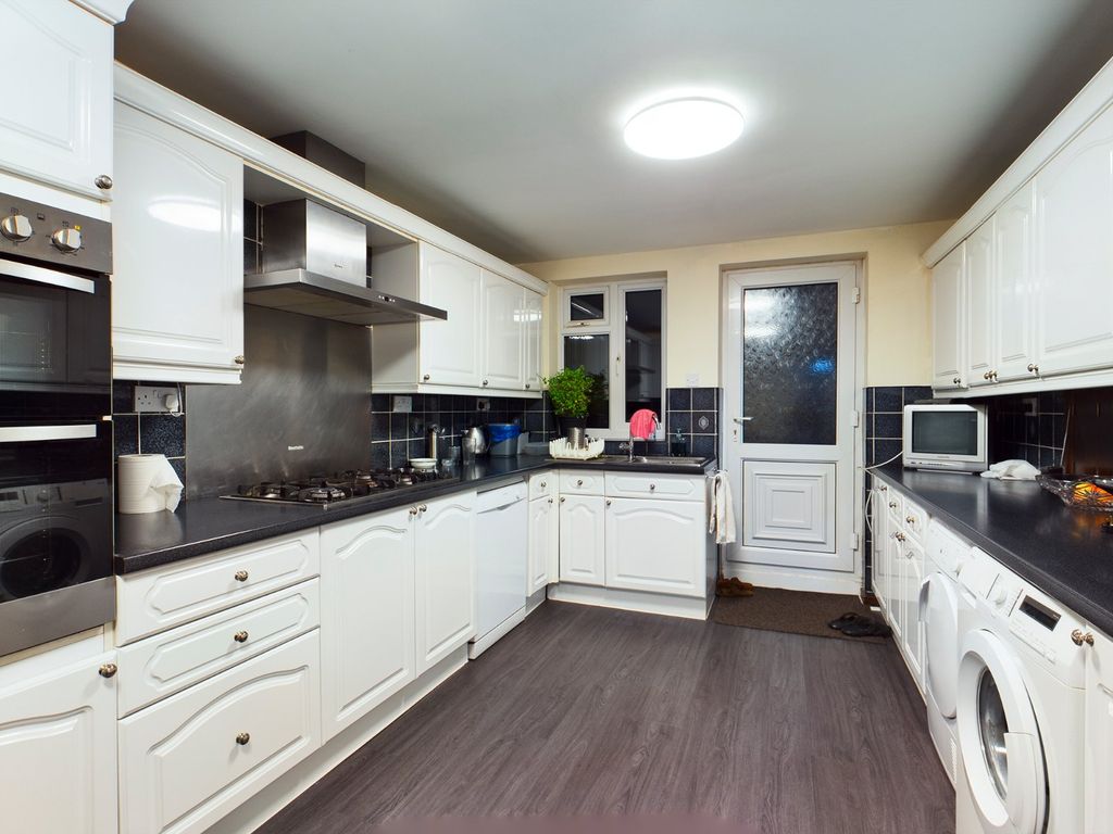 Property photo 1 of 3 Picture No. 05