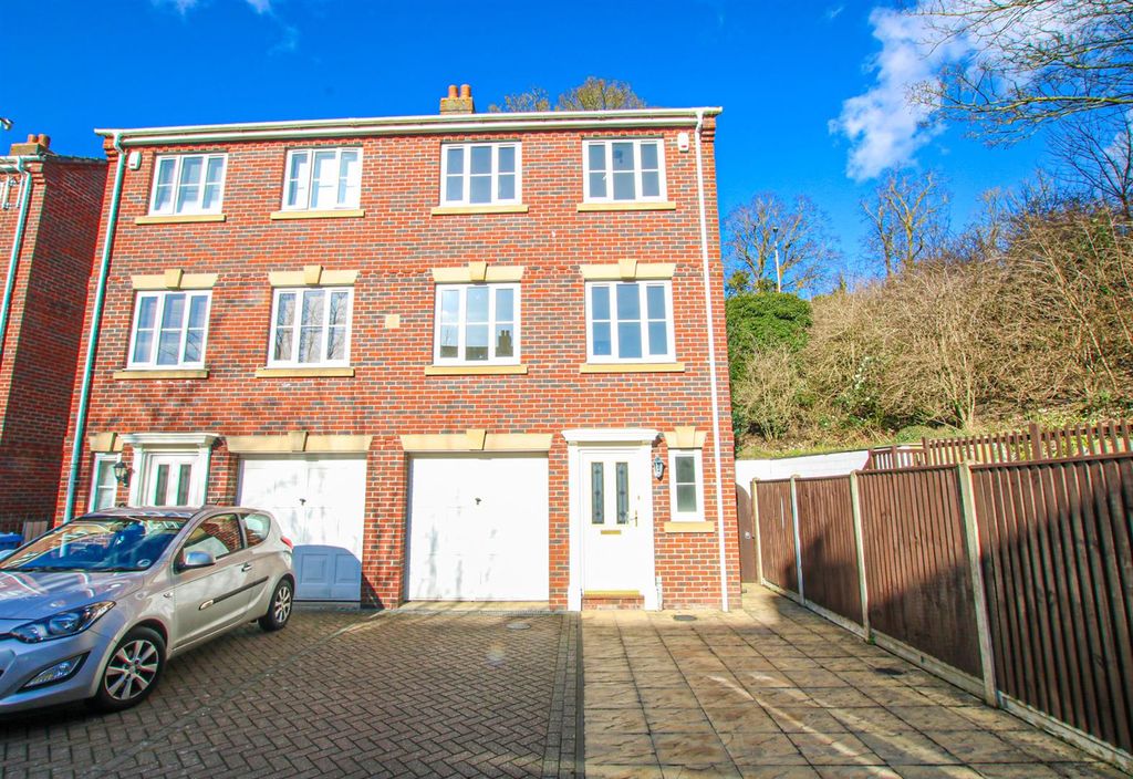 Property photo 1 of 15 Img_9744-2.Jpg