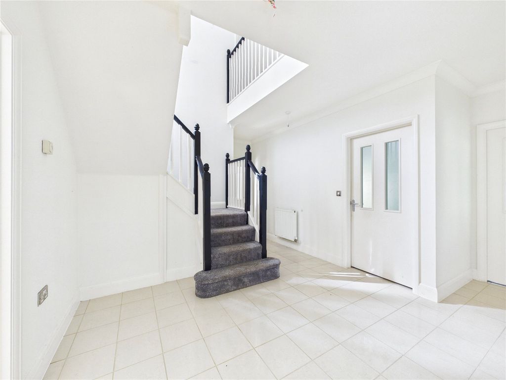 Property photo 2 of 18 Picture No. 09