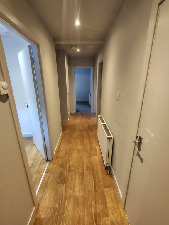 Property photo 1 of 6 Hall Entrance