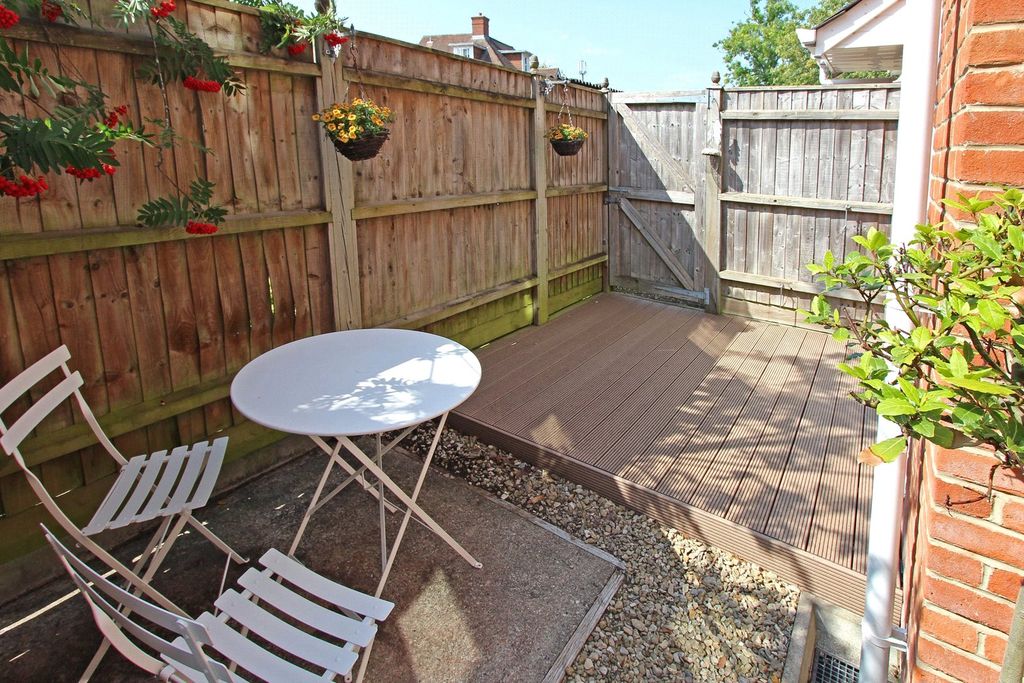 Property photo 3 of 11 Picture 3