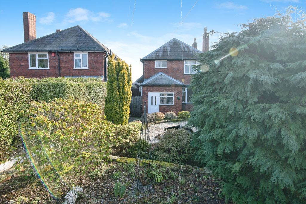 Property photo 2 of 14 Rear Garden