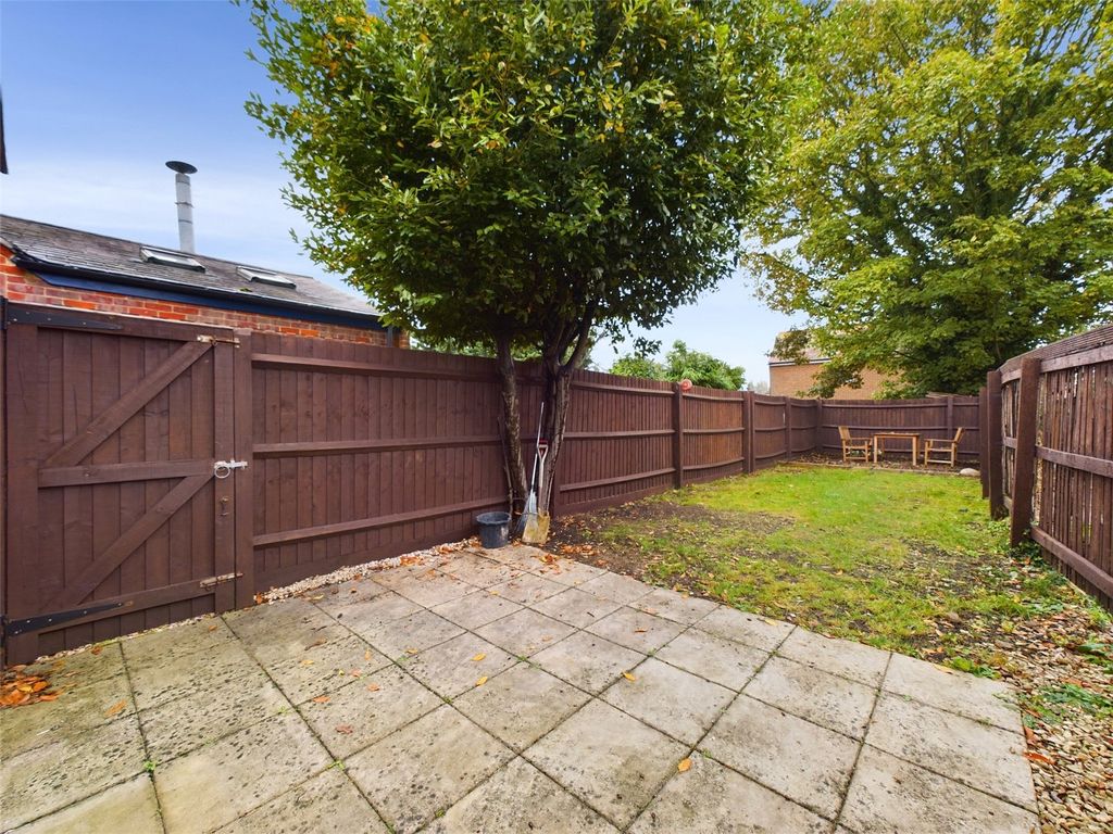 Property photo 2 of 10 Picture No. 22