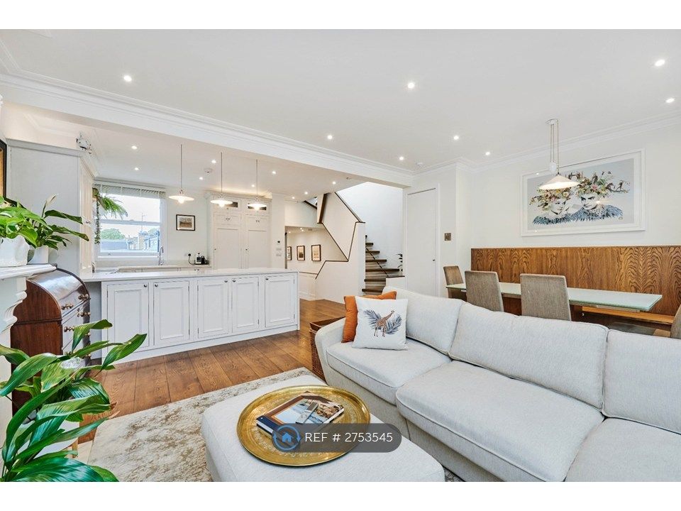 Property photo 3 of 28