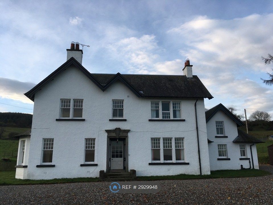 Property photo 3 of 35