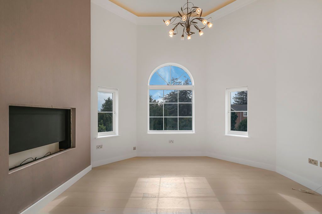 Property photo 2 of 31 Photo 9