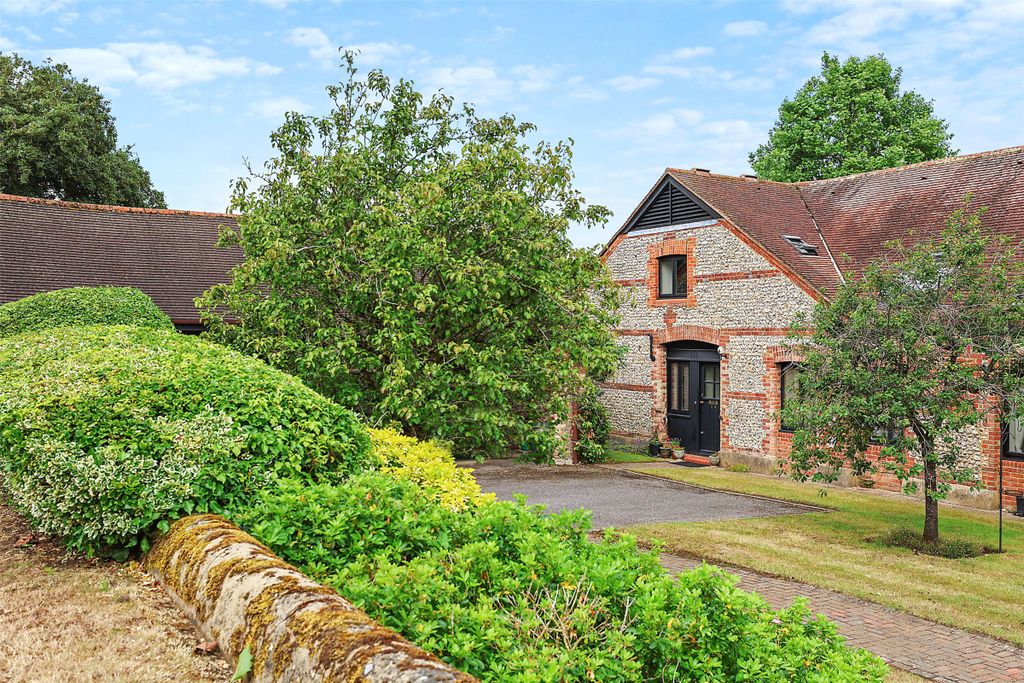 Property photo 1 of 14 Picture No. 02